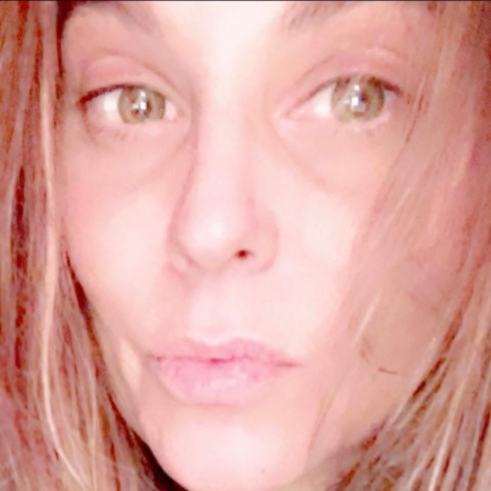 Meet your Posher, Valerie